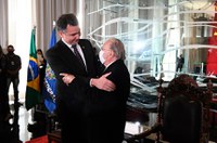 Pacheco homenageia ex-presidente José Sarney, que completou 93 anos