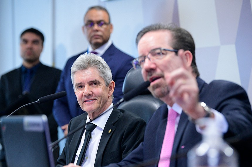 Mesa:
presidente eventual da CRA, senador Jaime Bagattoli (PL-RO);
presidente da Empresa Brasileira de Pesquisa Agropecuária (Embrapa), Celso Luiz Moretti, em pronunciamento.