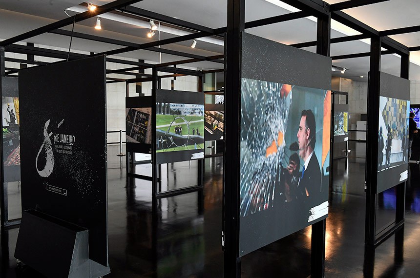 O objetivo principal desse evento é lembrar o maior ataque simbólico e concreto à democracia brasileira, uma semana após a posse presidencial.