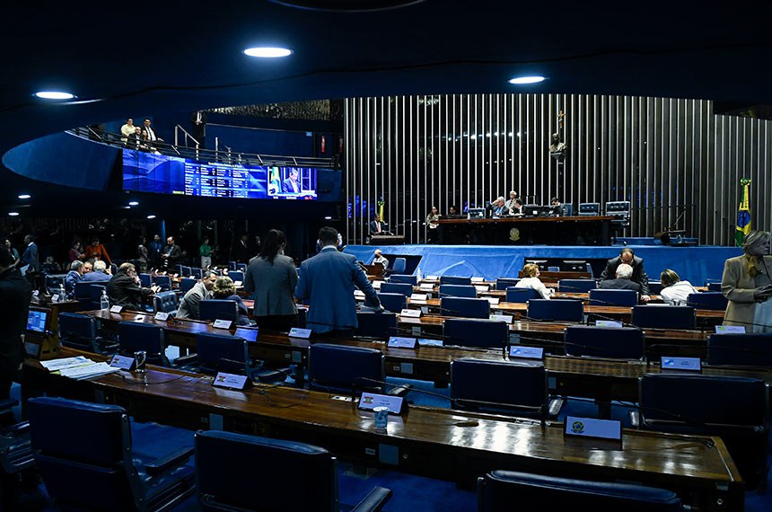 Mesa:  
senador Sérgio Petecão (PSD-AC); 
presidente do Senado Federal, senador Rodrigo Pacheco (PSD-MG); 
secretário-geral da Mesa do Senado Federal, Gustavo A. Sabóia Vieira.