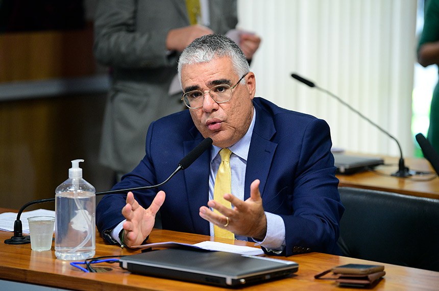 Em pronunciamento, à bancada, relator da SUG 41/2019, senador Eduardo Girão (Novo-CE).
