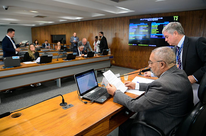Bancada:
senadora Augusta Brito (PT-CE);
senador Eduardo Girão (Novo-CE).