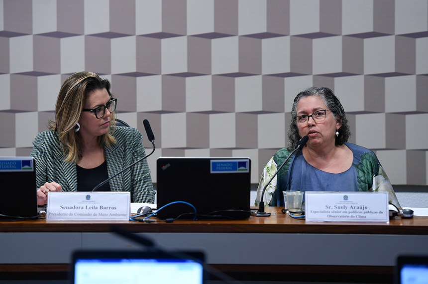 Mesa: 
presidente da CMA, senadora Leila Barros (PDT-DF);
especialista sênior em Políticas Públicas do Observatório do Clima, Suely Araújo.