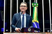 Lucas Barreto defende licença para prospecção de petróleo e gás no Amapá
