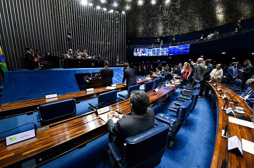 Mesa:  
senador Flávio Bolsonaro (PL-RJ); 
senador Sergio Moro (União-PR); 
presidente do Senado Federal, senador Rodrigo Pacheco (PSD-MG); 
secretário-geral da Mesa do Senado Federal, Gustavo A. Sabóia Vieira; 
senador Giordano (MDB-SP). 