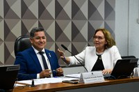 Debatedores apoiam foco na qualidade da formação no Mais Médicos