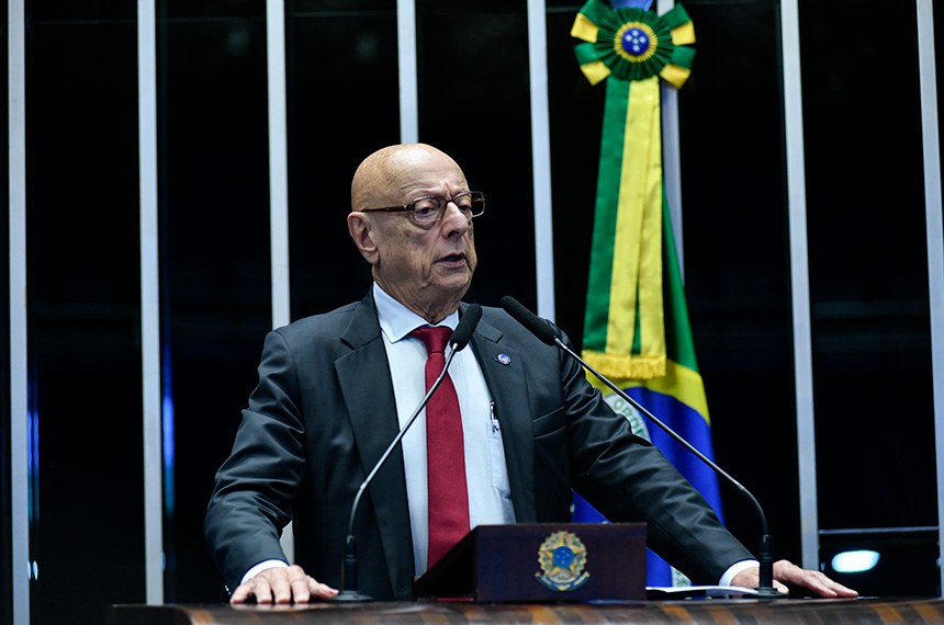 Em discurso à tribuna, senador Esperidião Amin (PP-SC).