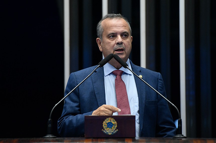 Em discurso, à tribuna, senador Rogerio Marinho (PL-RN). 