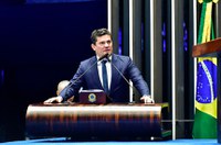 Moro anuncia proposta de confiscar bens mesmo em casos de absolvição por tráfico