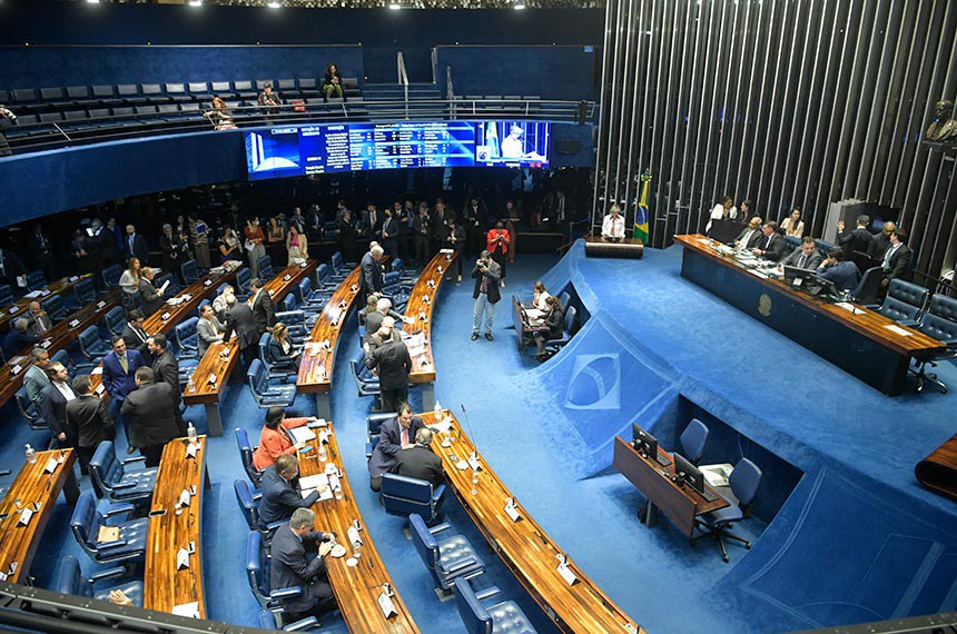 Mesa:
senador Romário (PL-RJ); 
senador Flávio Bolsonaro (PL-RJ); 
presidente do Senado Federal, senador Rodrigo Pacheco (PSD-MG); 
secretário-geral da Mesa do Senado Federal, Gustavo A. Sabóia Vieira. 
