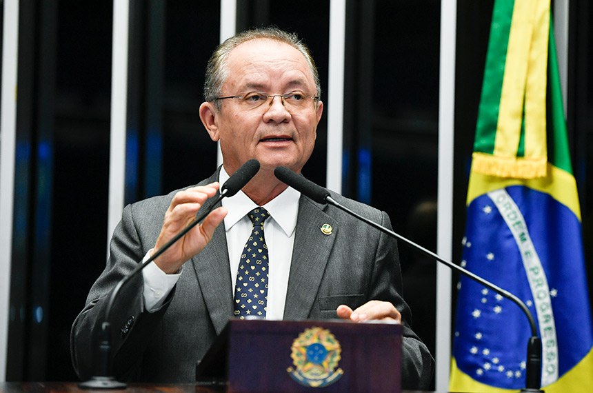 Em discurso, à tribuna, senador Zequinha Marinho (PL-PA).