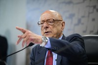 Ministro de Minas e Energia debate na CI tarifa de Itaipu