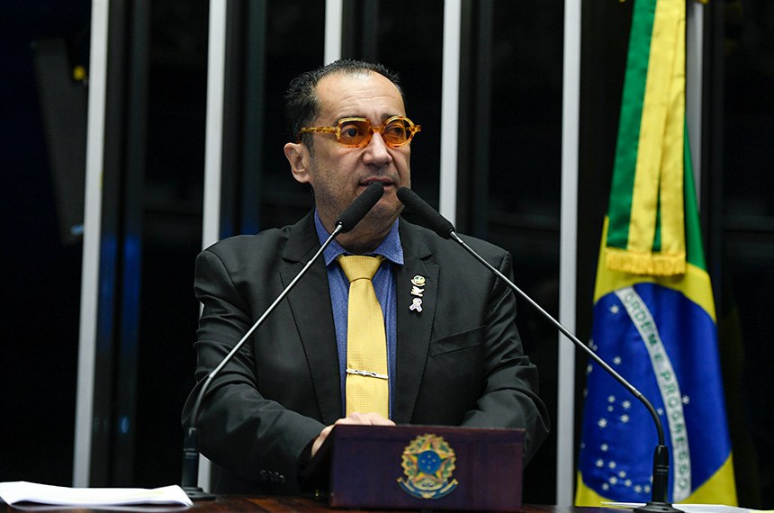 Em discurso, à tribuna, senador Jorge Kajuru (PSB-GO). 