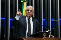 Girão critica cassação de deputados estaduais do Ceará