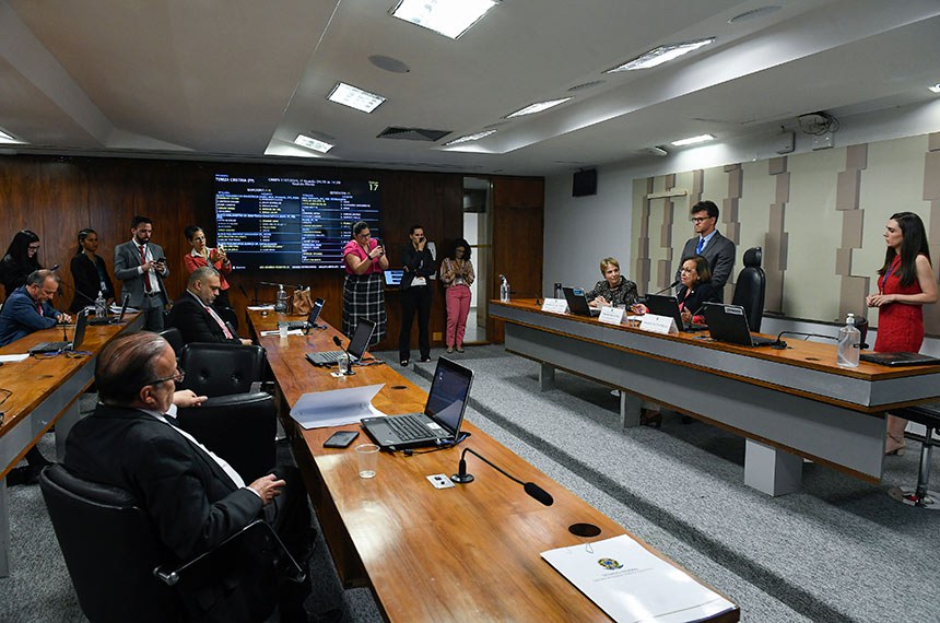 Mesa: 
relator da CMMPV 1167/2023, senadora Tereza Cristina (PP-MS);
presidente da CMMPV 1167/2023, deputada Lídice da Mata (PSB-BA).