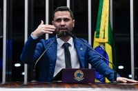 Cleitinho critica visita de Maduro e pede que Venezuela pague dívida ao Brasil