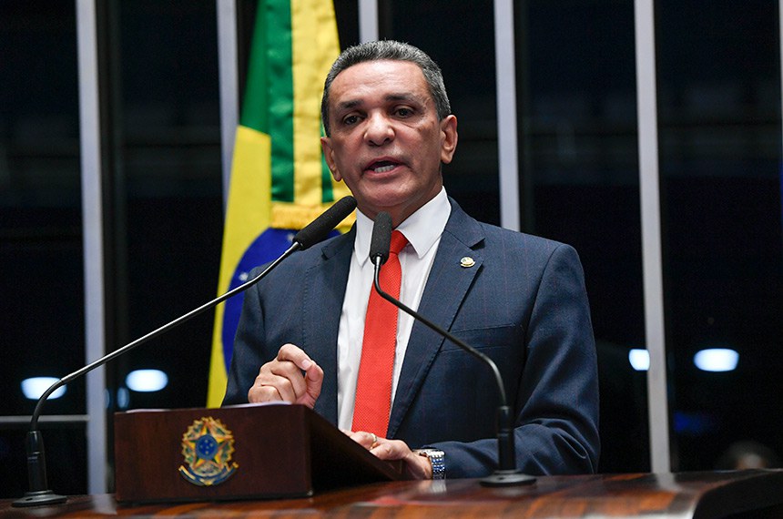 Em discurso, à tribuna, senador Mecias de Jesus (Republicanos-RR).