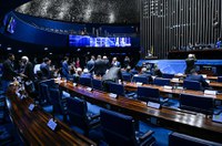 Senado adia votação de projeto que cria novas comissões