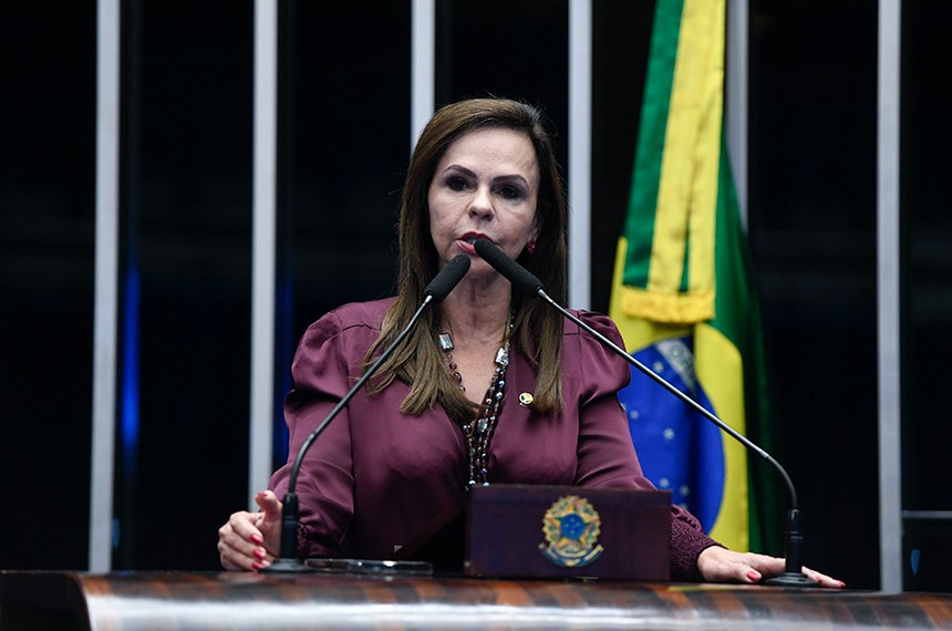 Em discurso, à tribuna, senadora Professora Dorinha Seabra (União-TO).