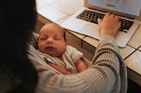 CE discute mais prazo para pais em cursos de graduação