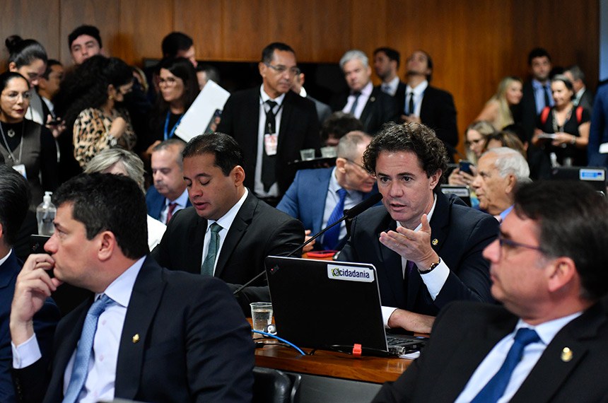 Bancada:
senador Weverton (PDT-MA); 
senador Veneziano Vital do Rêgo (MDB-PB), em pronunciamento;
senador Flávio Bolsonaro (PL-RJ); 
senador Sergio Moro (União-PR).