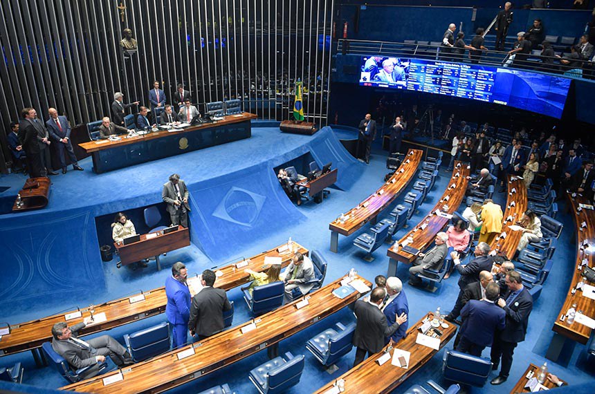 Mesa: 
senador Izalci Lucas (PSDB-DF); 
senador Nelsinho Trad (PSD-MS); 
presidente do Senado Federal, senador Rodrigo Pacheco (PSD-MG); 
secretário-geral da Mesa do Senado Federal, Gustavo A. Sabóia Vieira.