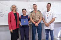 Vencedora do Jovem Senador no DF é anunciada com surpresa em escola