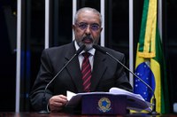 Paim avalia calamidade provocada pelo ciclone que atingiu o Rio Grande do Sul