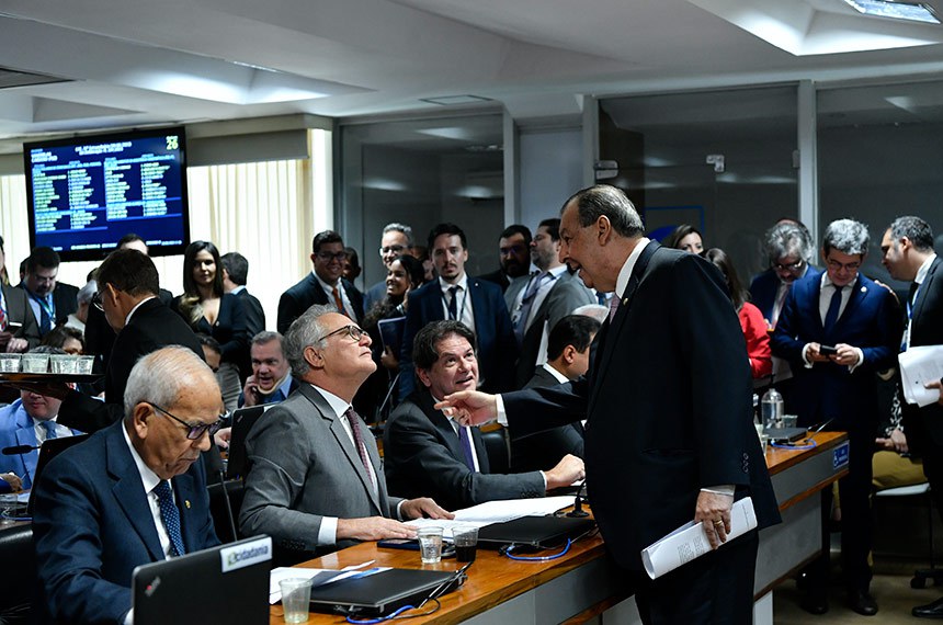 Bancada:
senador Oriovisto Guimarães (Podemos-PR); 
senador Renan Calheiros (MDB-AL); 
senador Cid Gomes (PDT-CE); 
senador Omar Aziz (PSD-AM).