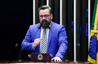 Alan Rick elogia Mais Médicos e defende profissionais formados no exterior