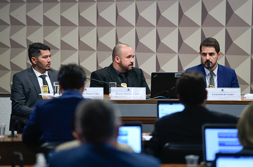 Valdir Dantas Filho, Renato Carrijo e Leonardo de Castro, da Polícia Civil do DF - Foto: Edilson Rodrigues/Agência Senado