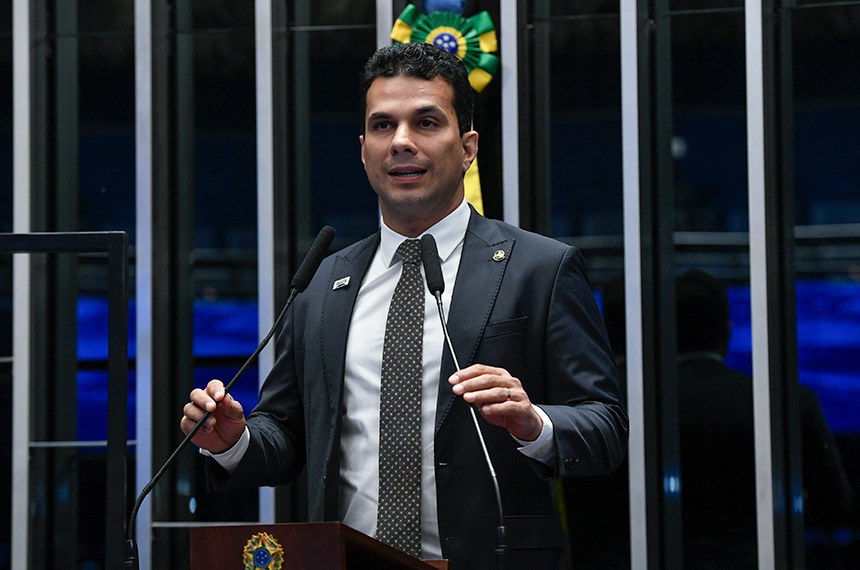 Em discurso, à tribuna, senador Irajá (PSD-TO).