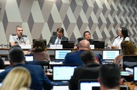 Depoimento de coronel aponta para omissões, avaliam parlamentares da CPMI