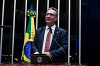 Lucas Barreto cobra transposição de servidores dos ex-territórios