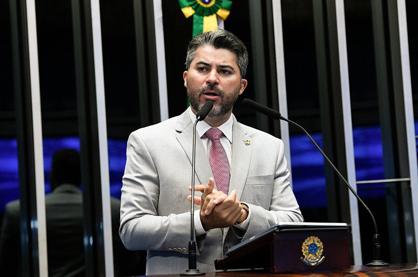 Em discurso, à tribuna, senador Marcos Rogério (PL-RO).