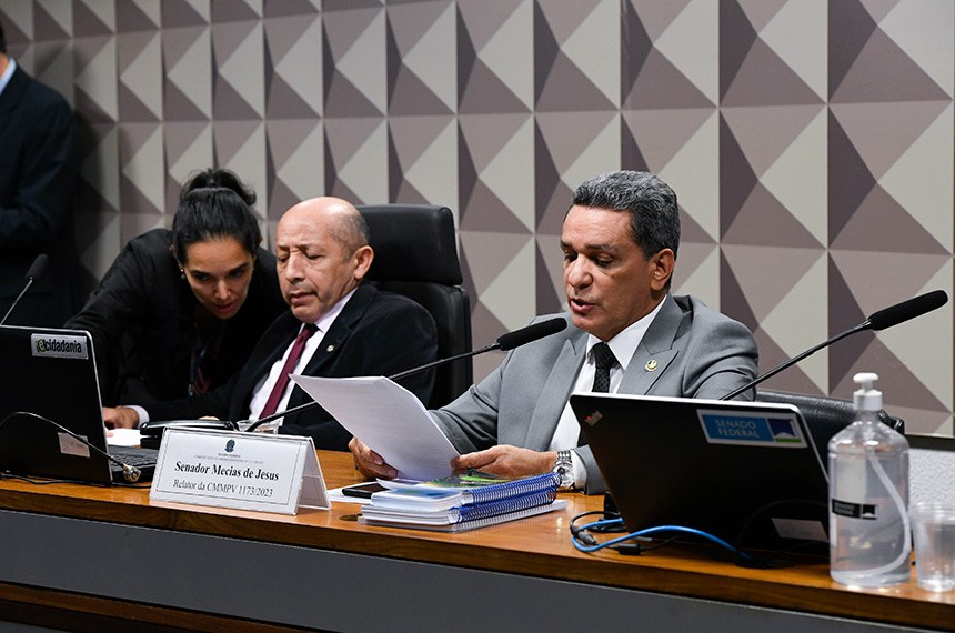 Mesa:
presidente da relador da CMMPV 1173/2023, deputado Alfredinho (PT-SP);
relador da CMMPV 1173/2023, senador Mecias de Jesus (Republicanos-RR), em pronunciamento.