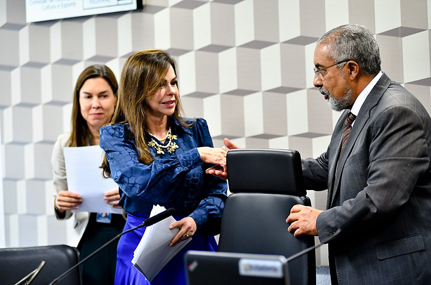 Mesa: 
vice-presidente da CE, senadora Professora Dorinha Seabra (União-TO); 
senador Paulo Paim (PT-RS).