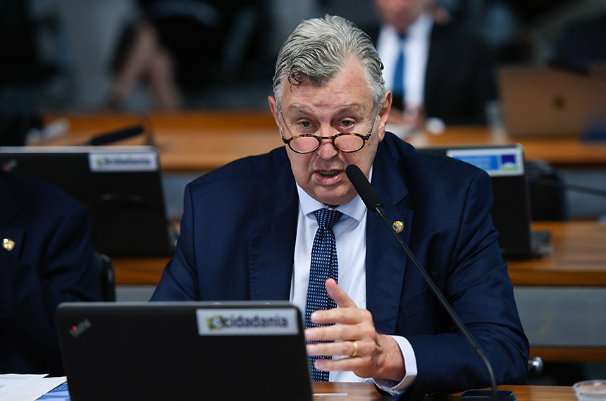 Bancada: 
senador Luis Carlos Heinze (PP-RS) - em pronunciamento.