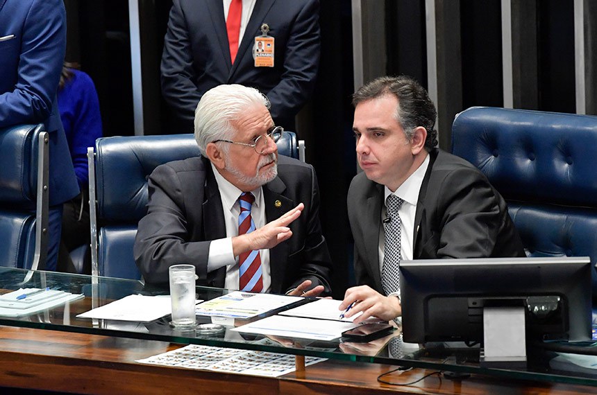 Mesa:  
senador Jaques Wagner (PT-BA);
presidente do Senado Federal, senador Rodrigo Pacheco (PSD-MG).