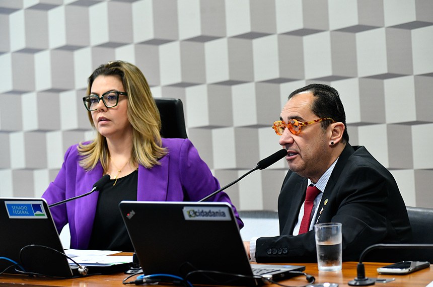 Mesa: 
presidente da CMA, senadora Leila Barros (PDT-DF);
senador Jorge Kajuru (PSB-GO), em pronunciamento,