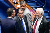 Senado e governo têm primeira reunião sobre decretos do saneamento