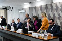 CCJ aprova defensor-geral da União e membros de conselhos da Justiça e do MP