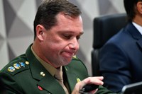 CPMI aciona Justiça por silêncio abusivo de Mauro Cid