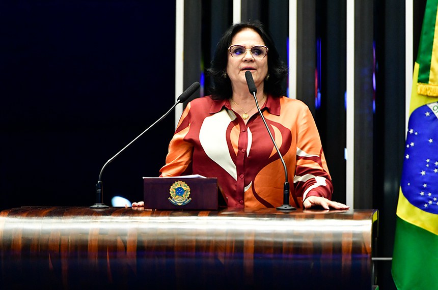 Em discurso, à tribuna, relatora do PRS 31/2023, senadora Damares Alves (Republicanos-DF).