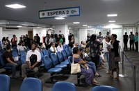 MP cria programa para reduzir filas no INSS e reorganiza cargos federais