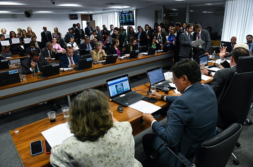 Bancada:
senador Flávio Bolsonaro (PL-RJ); senador Rogerio Marinho (PL-RN); senadora Margareth Buzetti (PSD-MT); senadora Jussara Lima (PSD-PI); senadora Augusta Brito (PT-CE); senadora Damares Alves (Republicanos-DF); 
senador Paulo Paim (PT-RS);
senador Fernando Dueire (MDB-PE).