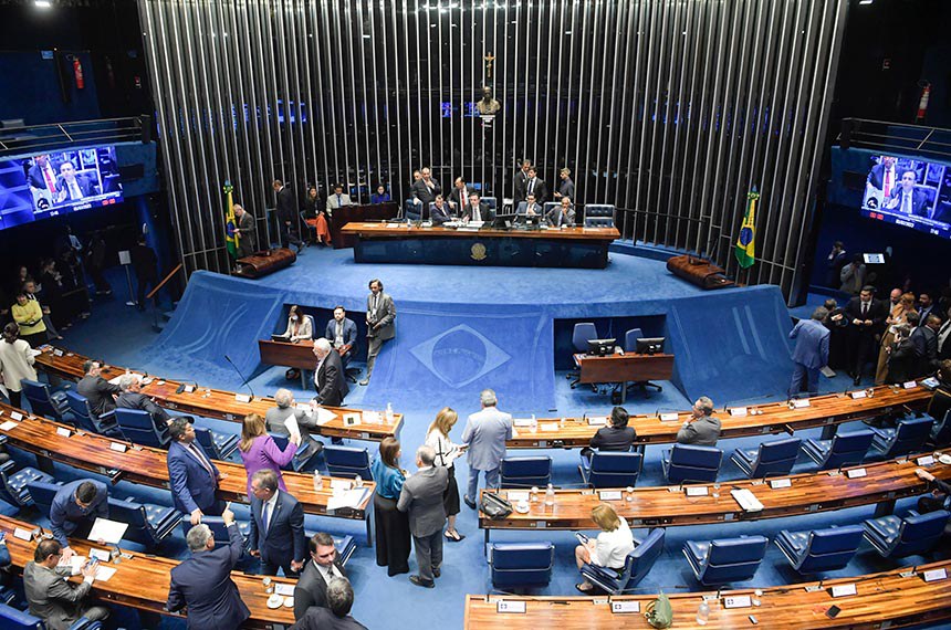 Mesa:  
senador Eduardo Braga (MDB-AM);
presidente do Senado Federal, senador Rodrigo Pacheco (PSD-MG); 
secretário-geral da Mesa do Senado Federal, Gustavo A. Sabóia Vieira;
senador Romário (PL-RJ).