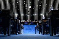 Farmácias do SUS vão ter que divulgar estoques de remédios, aprova Senado