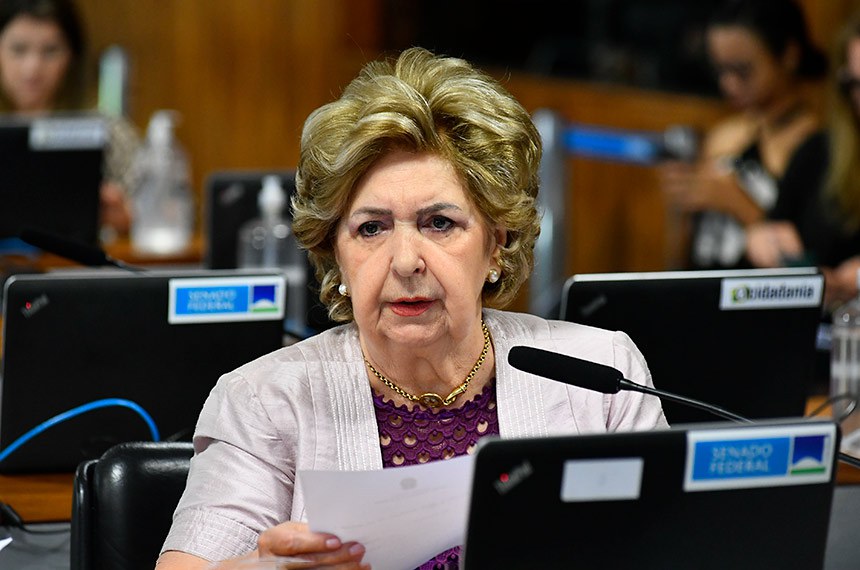 À bancada, em pronunciamento, senadora Ivete da Silveira (MDB-SC).
