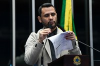 Cleitinho quer interrupção de julgamento sobre porte de drogas